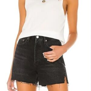 AGOLDE Dee Short in Distressed Black